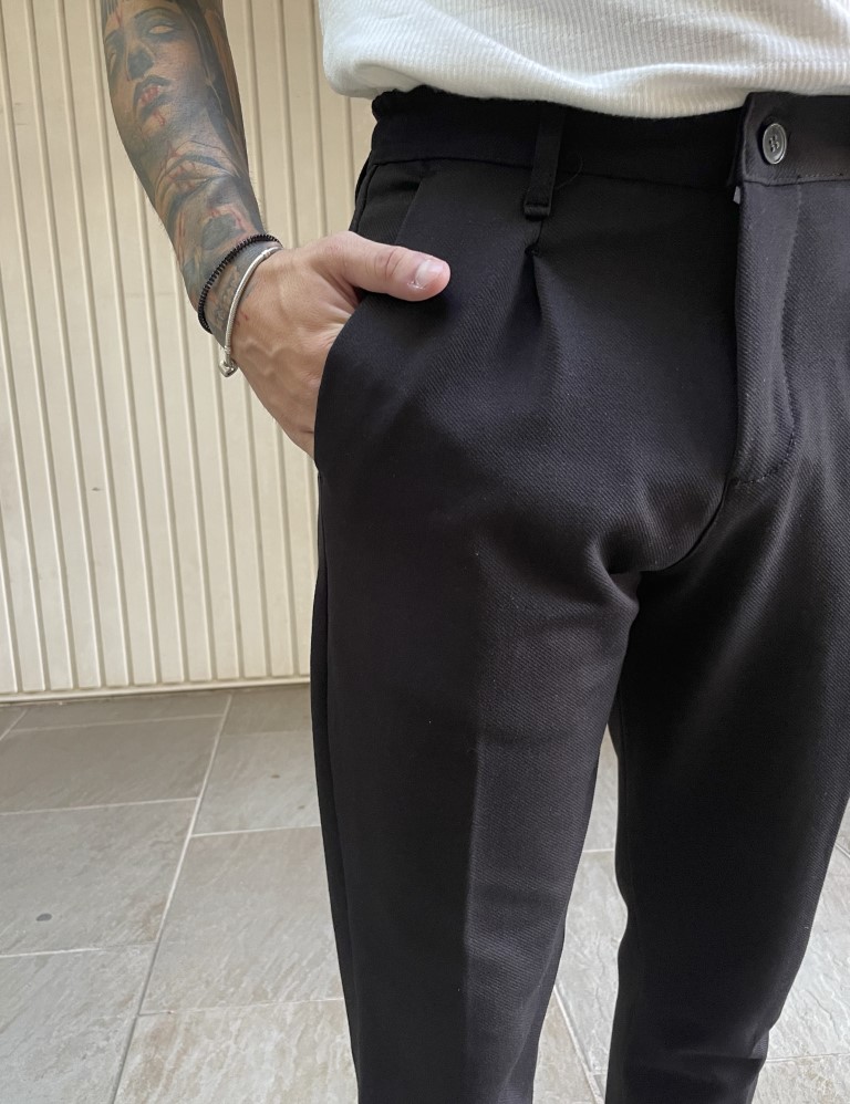 Ανδρικό υφασμάτινο μαύρο παντελόνι με λάστιχο και κουμπί FCL24095Μ φωτογραφία